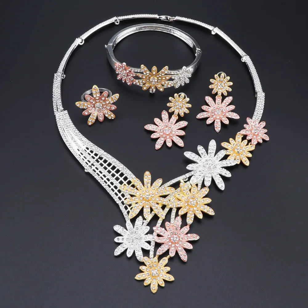 Дубай золотые Ювелирные наборы для женщин кристалл в форме цветка ювелирные изделия классический стиль ожерелье серьги браслет свадебные ювелирные изделия
