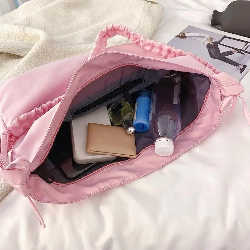 Nylon Casual Messenger Bag Women Pleated Shoulder Strap Crossbody Handbag Female Crossbody Shoulder Bags Ladies Handbags