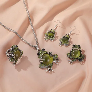 

Retro Cute Green Frogs Alloy Sweater Chain Necklace Drop Earrings Dangle Earrings Brooches Rings Jewelry Sets for Women