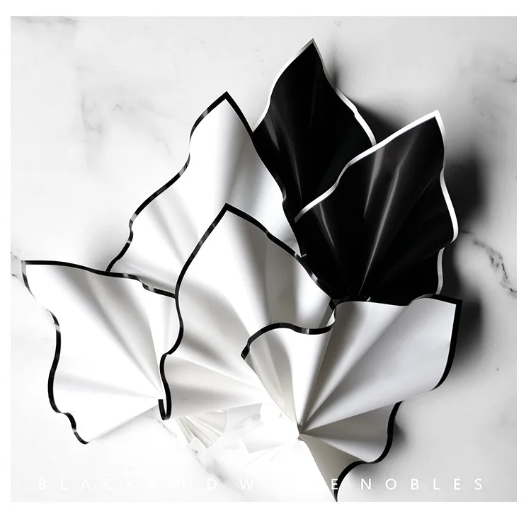 12457272077_923923723