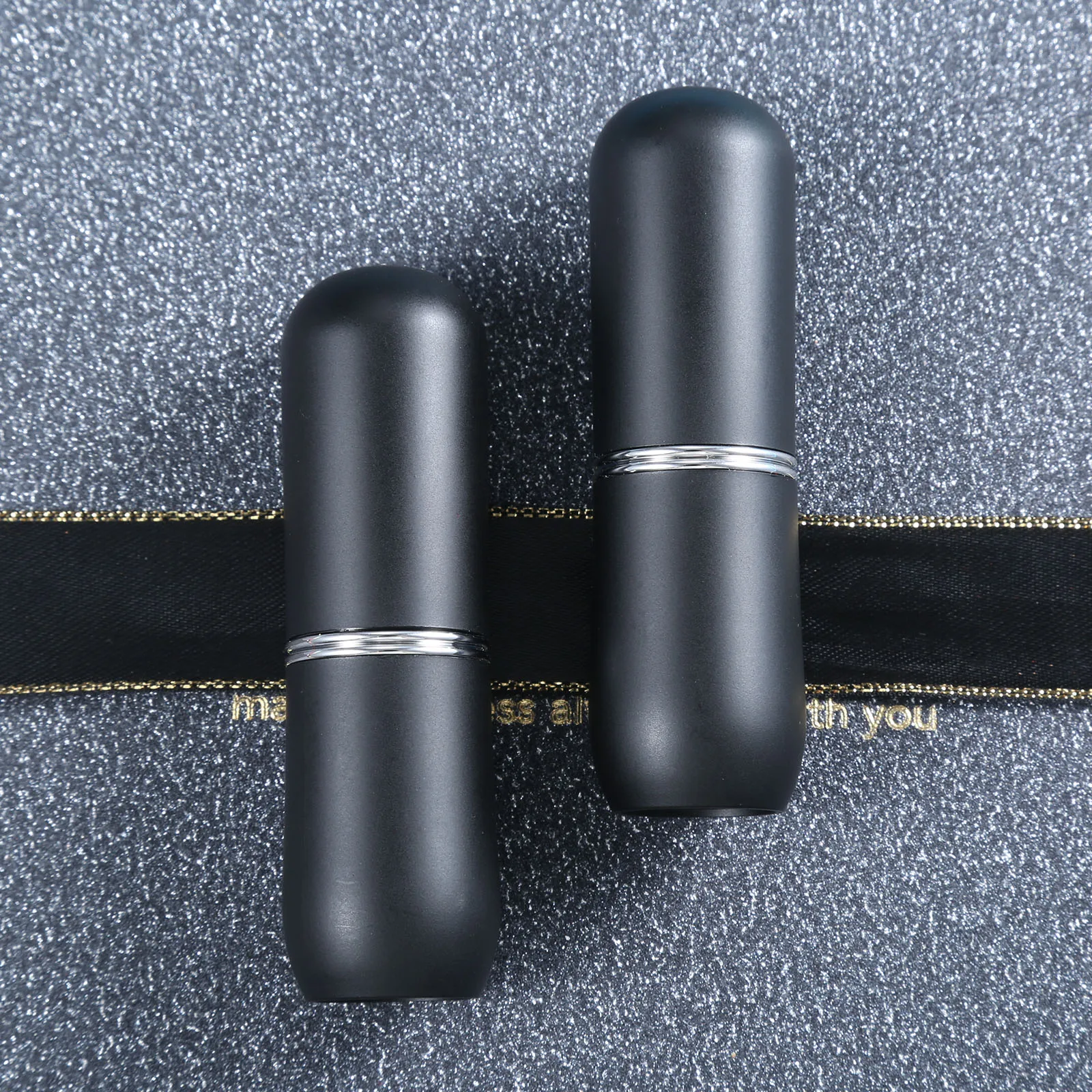 2 шт. 12,1 мм черный круглый пустые тюбики от губной помады многоразового DIY Блеск для губ бальзам для губ контейнеры косметические Инструмент