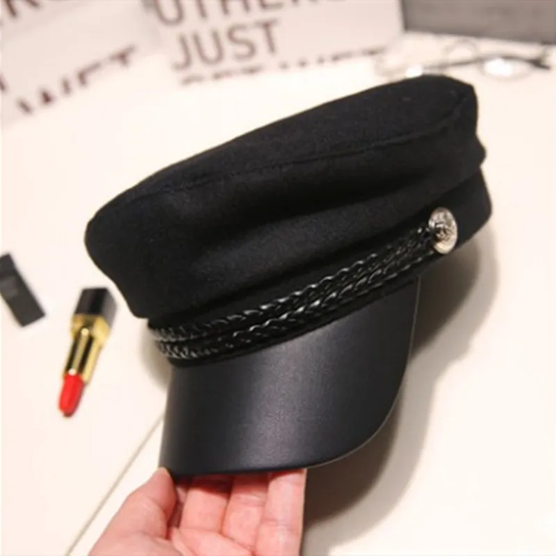 

Fashion Lace Cotton Hat Berets Women Casual Streetwear Rope Flat Cap Elegant Solid Autumn Winter Warm Beret Hat Flat Military