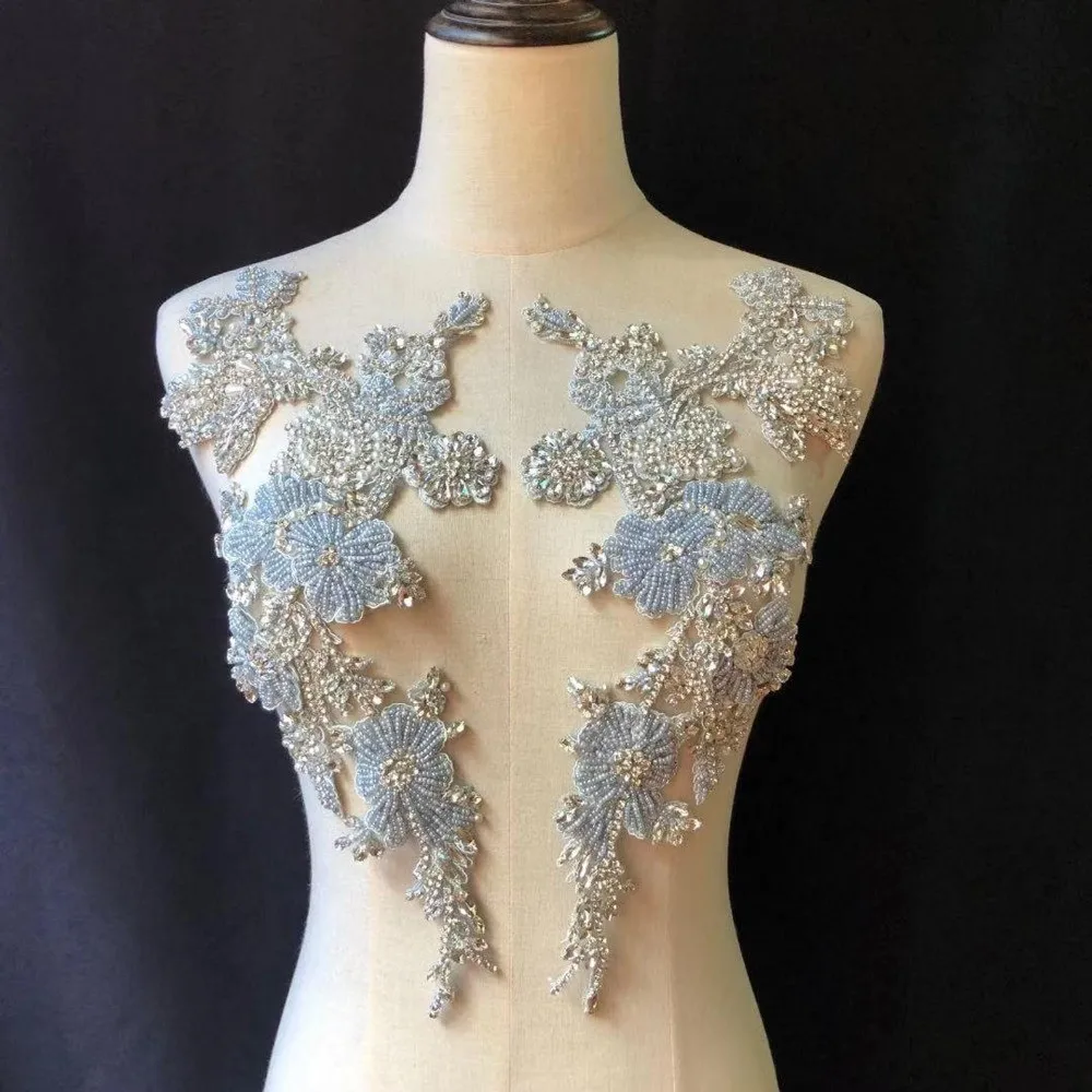 Rauchblaue 3D-Blumen-Strass-Applikation, Paar Kristallperlen, handgefertigter Aufnäher, französischer Mieder-Aufnäher, schwere Applikation – Detail 13