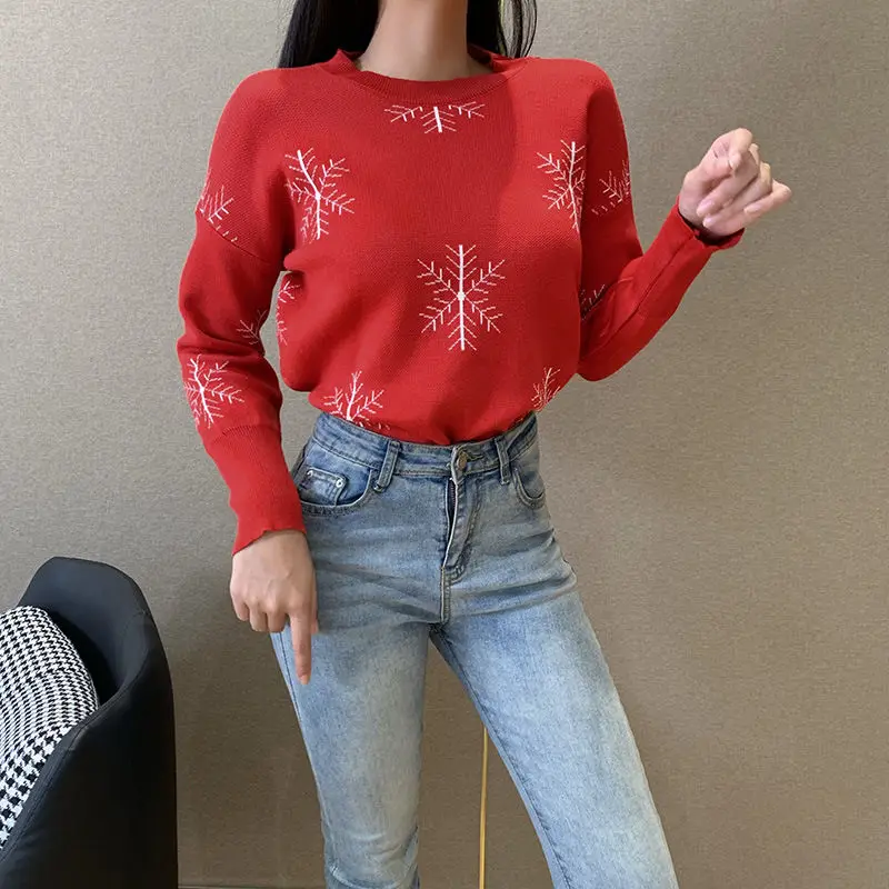 

Modish Female 2020 Autumn Winter Design Red Color Long Sleeve Knitted Snowflake Round Neck Women Thanksgiving Christmas Sweater