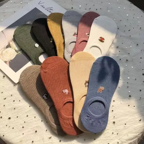 10 pieces = 5 Pairs/lot 보이지 않는 만화면 통기성 양말 여성 여름 캐주얼 짧은 발목 보트 낮은 컷 레이디 삭스 2