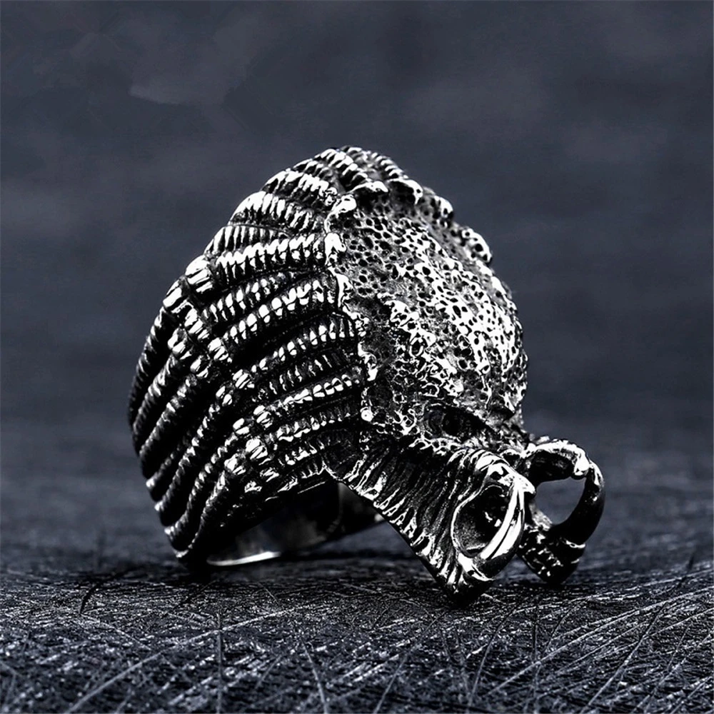 

Dropshipping Film Movie Iron Alien Warrior Male Rings Fashion Men Signet Rings Anel Masculino Jewelry Wholesale