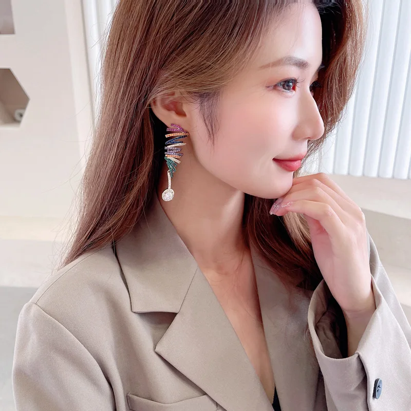 European and American Temperament Wave Eardrop For Women Brand Design Statement Pendant Earring Fashion Jewelry Gold Plated