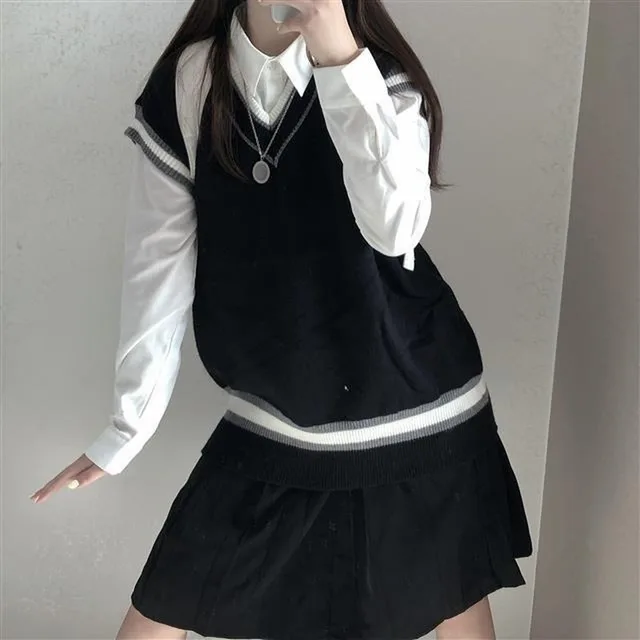 Women Sweater Vest Patchwork Design Retro Streetwear Japanese Style Spring New Ulzzang V-neck Leisure Fashion Tops All Match Ins 5