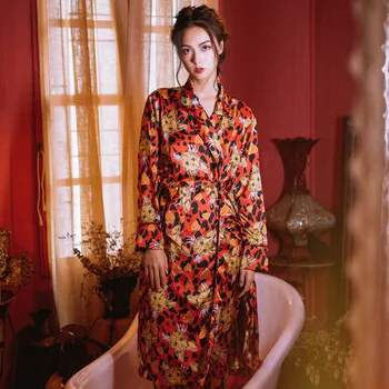 

2020 Pajama Women's Long-sleeved Sexy Pajamas Set kimono Floral Printing V-neck Casual Loose Thin Home Clothes