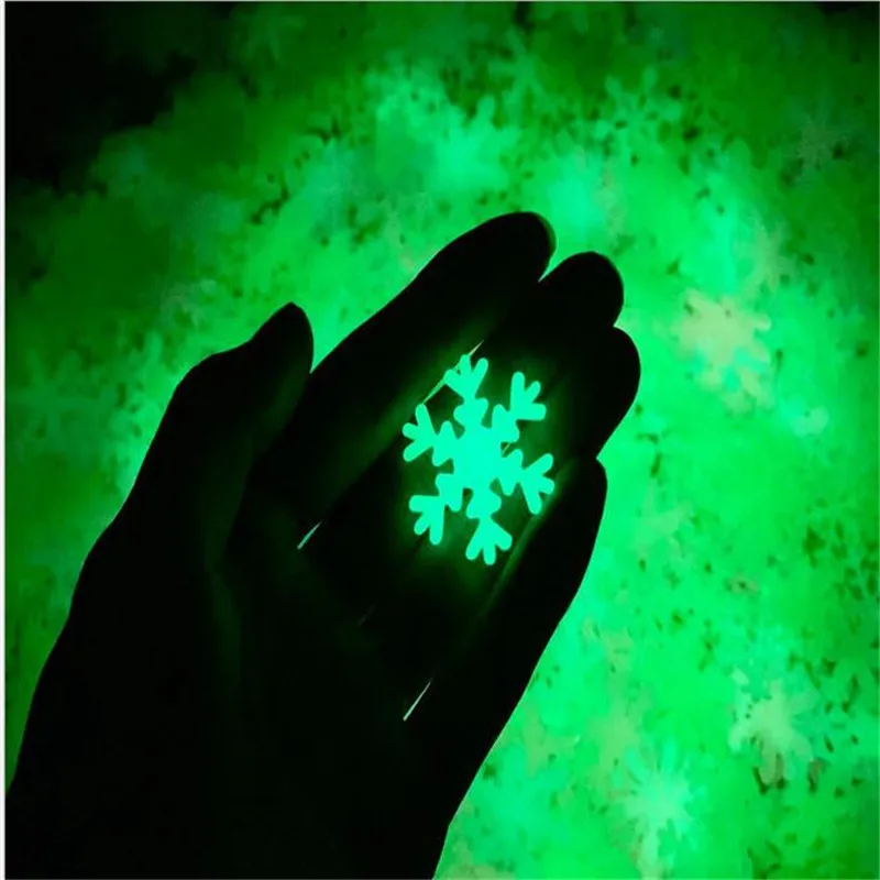 

50Pcs/Set Glow In The Dar Colorful Luminous Snowflake Wall Stickers Decal For Kids Baby Rooms Bedroom Christmas Home Decoration