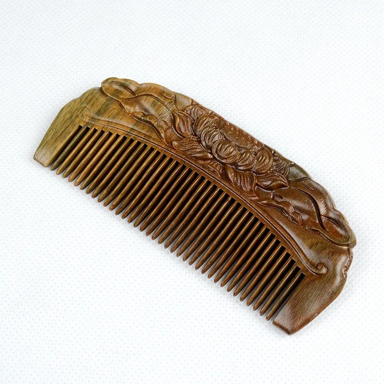 

Natural Green Sandalwood Comb Sandalwood Anti-static Hairdressing Comb Exquisite Handmade Lotus Pattern Carving Wooden Comb