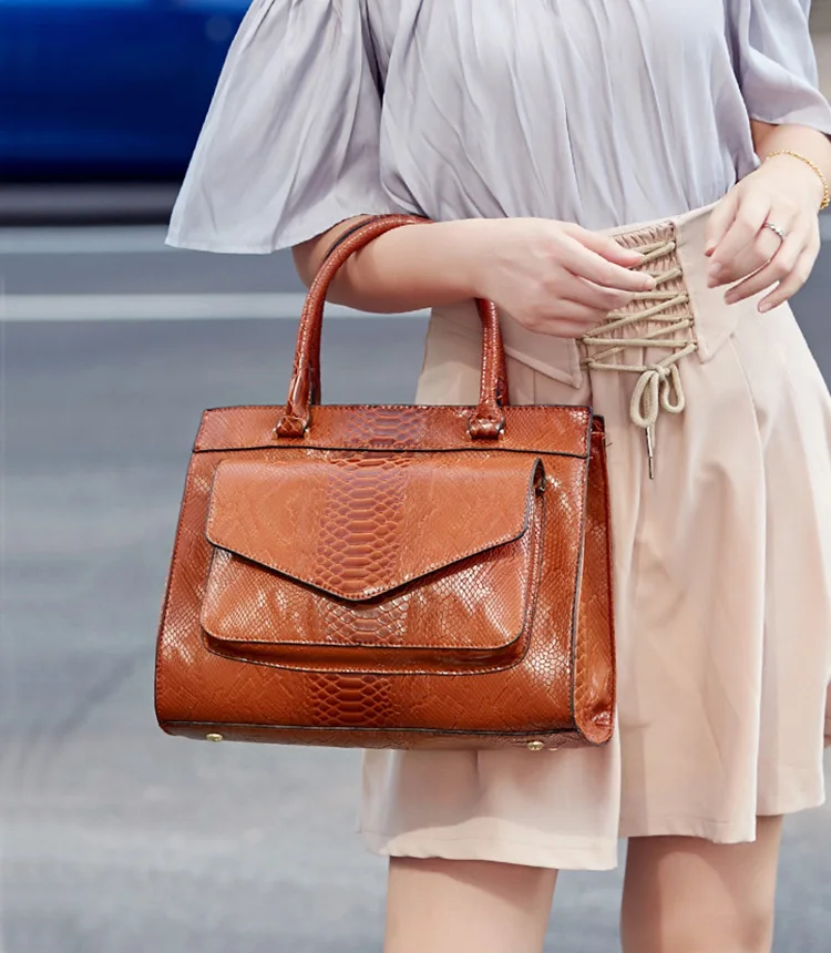 9041743350_193651654