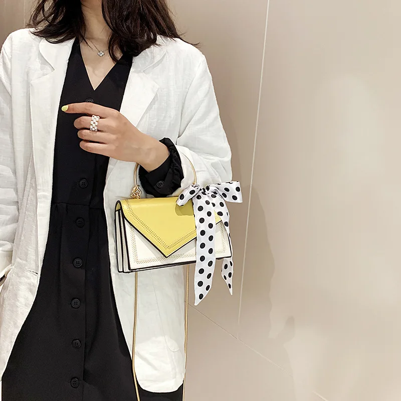 

Irregular scarf wave dot small square bag 2019 new irregular shoulder slung portable small women's bag