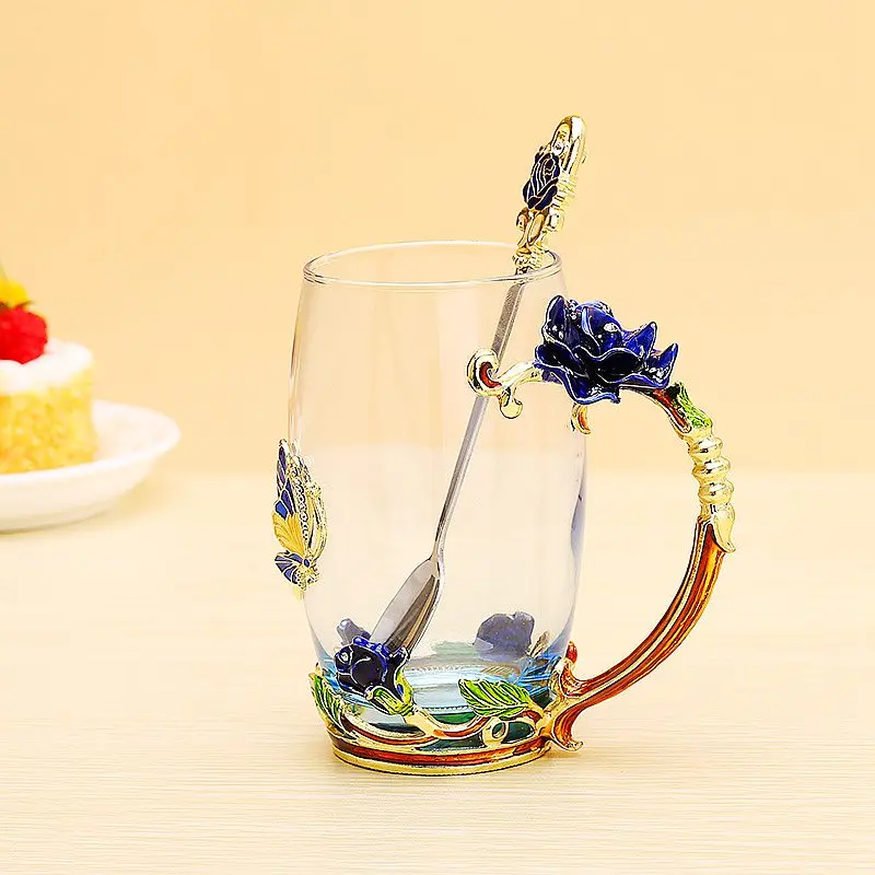 Blue rose 350ML Красная синяя Роза, эмаль, Хрустальная чайная чашка, кофейная кружка, Бабочка, роза, окрашенные цветы, чашки для воды, прозрачное стекло с ложкой, набор, идеальный подарок - Цвет: Blue rose 350ML