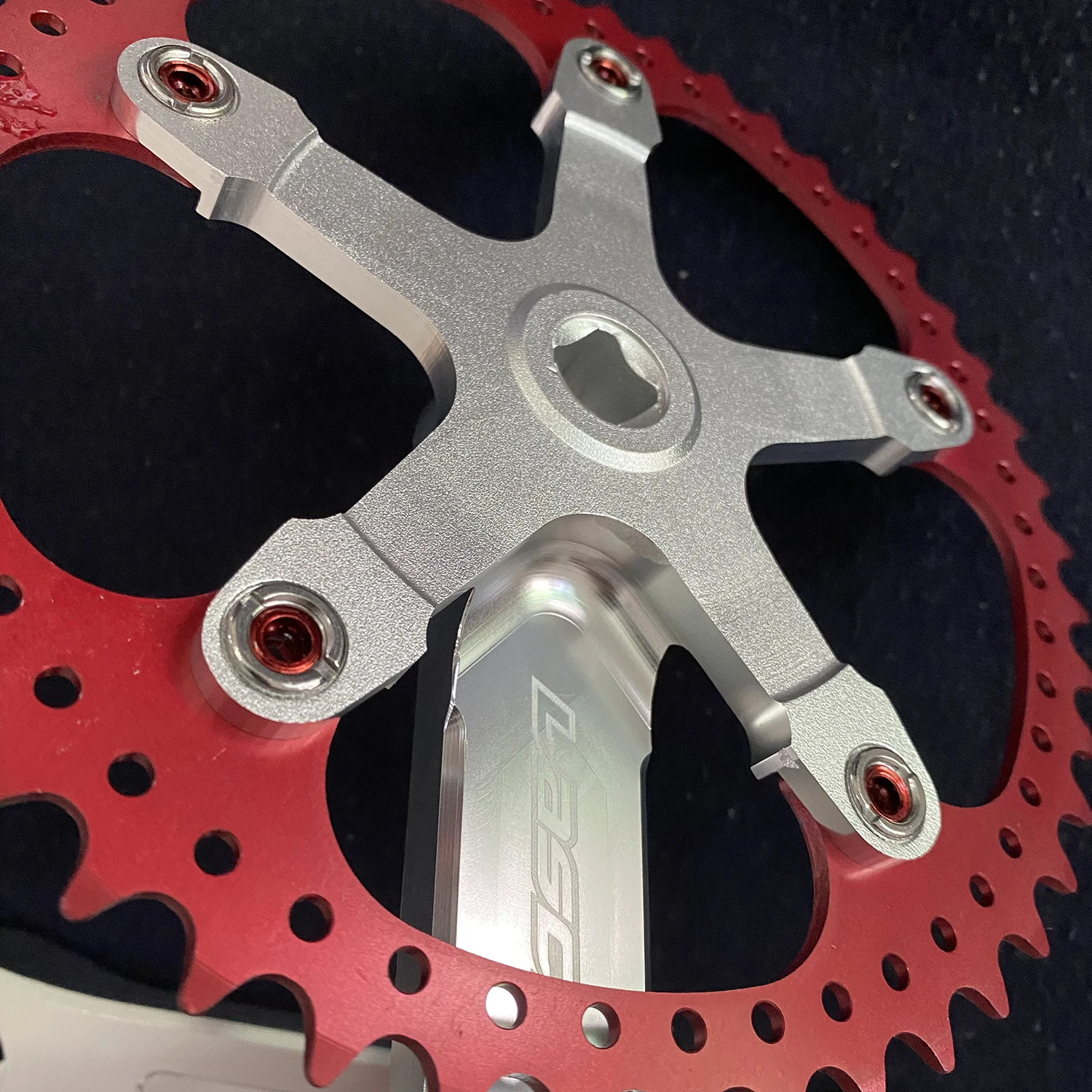 Maria Blase Hebe Blätter auf lasco kurbel Bucht Verärgert Wald