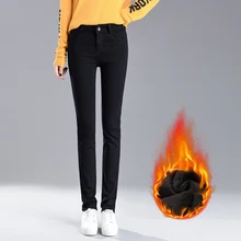 Теплые зимние женские джинсы с флисом с высокой талией, женские зимние прямые брюки размера плюс, Стрейчевые черные бархатные брюки