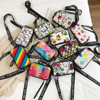 

Children's Hard Shell Crossbody Bag Fashion Mini Suitcase Shape Textured Shoulder Bag Mobile Phone Bag Gifts For Kids