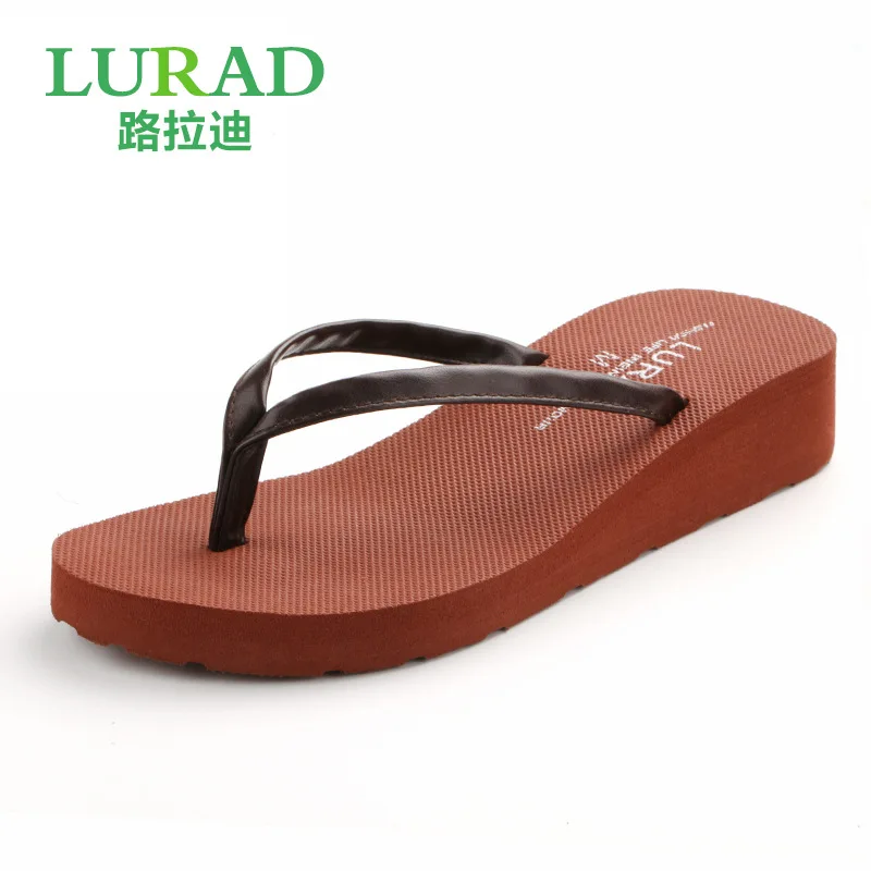 

Luladi Semi-high Heeled Ladies' Flip Flops Summer Korean-style Thick Bottomed Slanted Heel Trend Anti-slip Beach Sandals