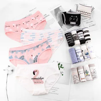 

Pack of 4 Cotton Underwear Women's Cotton Mid-Waist Women's Cotton Triangle Underwear Head Cotton Crotch