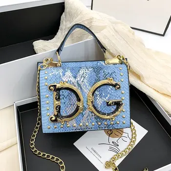 

2020 New Popular Snake Pattern Handbag European and American Fashion Small Square Bag Letter Versatile Shoulder Messenger Bag