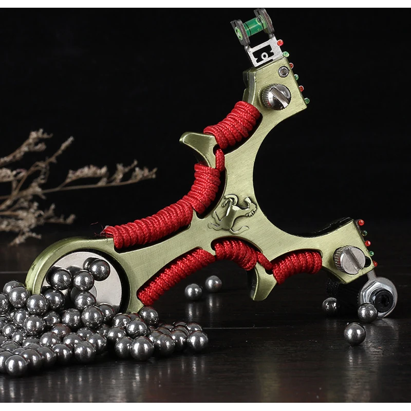 Powerful-Alloy-Slingshot-2020-New-Laser-Red-Line-Fast-Pressing-Flat-Leather-Catapult-Suitable-for-Outdoor (4)