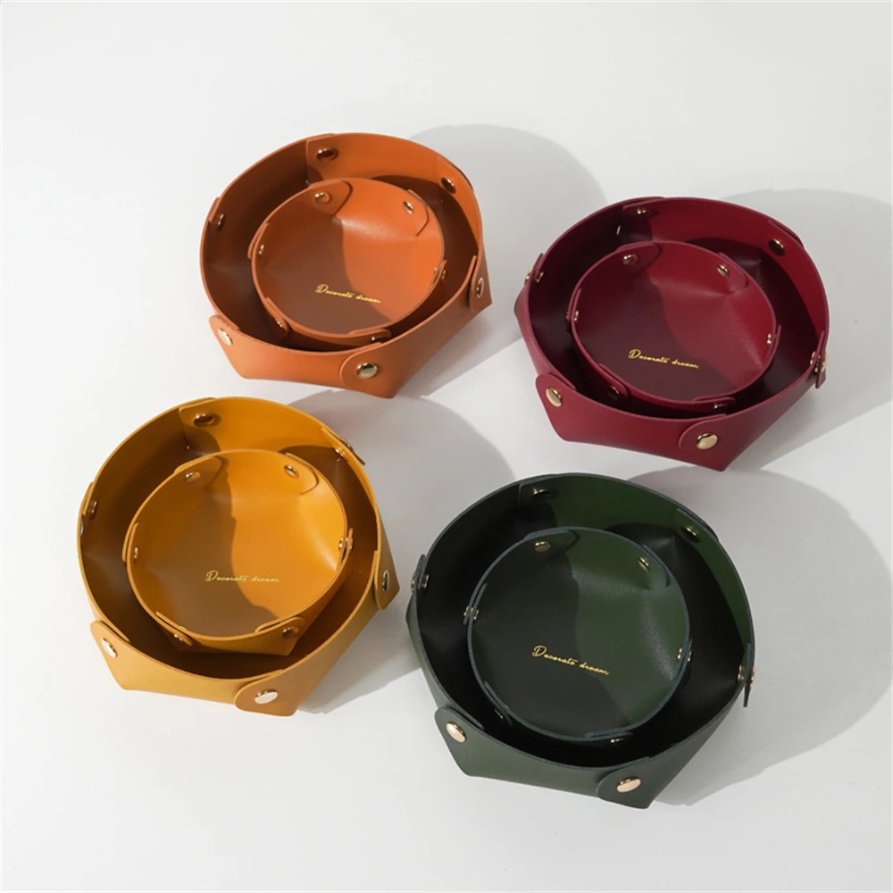 

Nordic Round PU Leather Key Storage Box Cosmetic Desktop Accessories Sundries Storage Plates Home Storage Tray Basket 2024