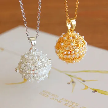 

LUBOV Vintage Literary Pearl Flower Sachet Ball Aromatherapy Perfume Long Openable Personality Popular Female Pendant Necklaces