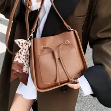 

Small Leather Women's Crossbody Bag Silk Scarf Decoration Shoulder Bag Brand Design Handbags Female All Match Messenger Bag Sac