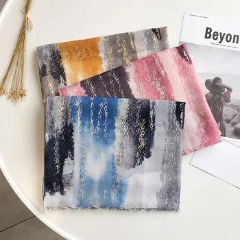 

New style matching quality scarf Women autumn and winter cotton Fashion Print silk scarf lady cotton material Beach luxury Shawl