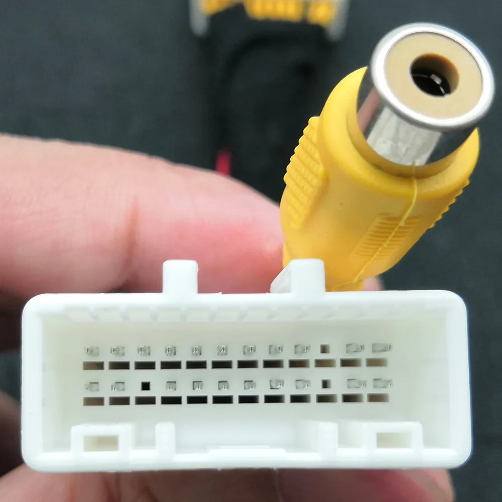 Оригинальный переключатель видеовхода YIFOUM 24Pin переходник RCA для камеры заднего