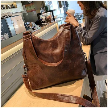 

2020 new trend retro pu female bag large capacity fashion handbag Boston messenger female bag shoulder bag