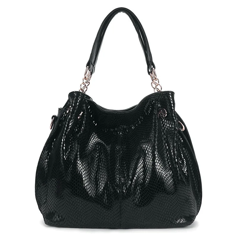 

2019 Woman Snake Single Shoulder