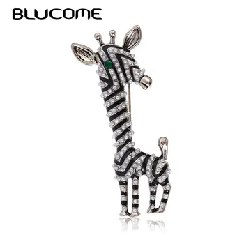 

Blucome Retro Enamel Pearl Stripe Giraffe Brooches For Women Girl Cute Vintage Animal Corsage Bag Collar Clip Suit Pins Jewelry