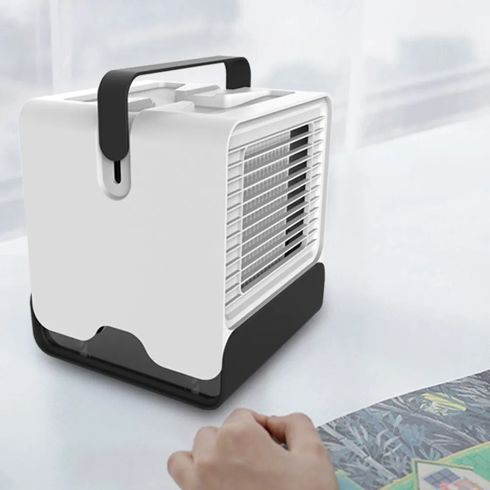 The new mini USB cooler negative ion air conditioning fan office desktop water air conditioning mini fan
