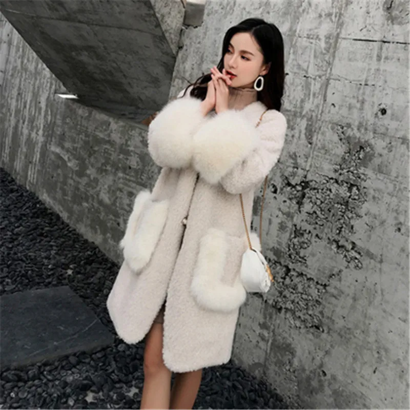 beige Новинка года, осенне-зимняя Корейская имитация оторочка из овечьей шерсти, пальто женские длинные пальто с лисьим мехом, V1042 - Цвет: beige