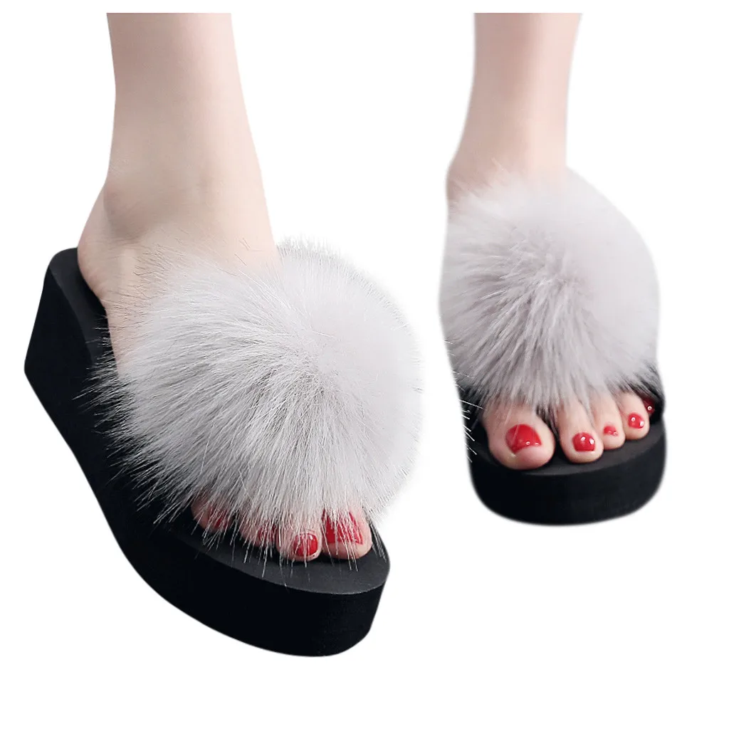 Женские тапочки на высоком каблуке зимние меховые шлепанцы Нескользящие