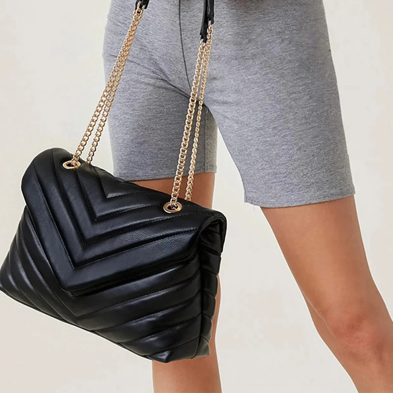 Lou & Grey Quilted Crossbody Bag