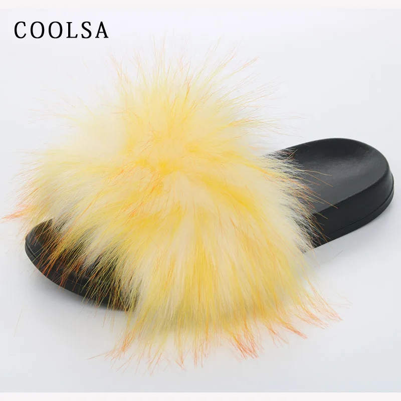 Yellow-black sole Новые женские меховые тапочки; тапочки из искусственного лисьего меха; пушистые женские шлепанцы с мехом енота; зимние теплые домашние тапочки; меховые шлепанцы; плюшевая обувь - Цвет: Yellow-black sole