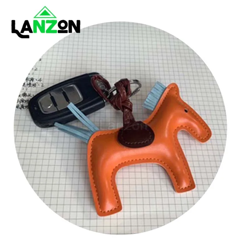 

Fashion Pony Tassels Bag Charms Tassel Horse Bags Ornament for Handbag Decoration Animal Car Keychain Charm Pendant Accessories
