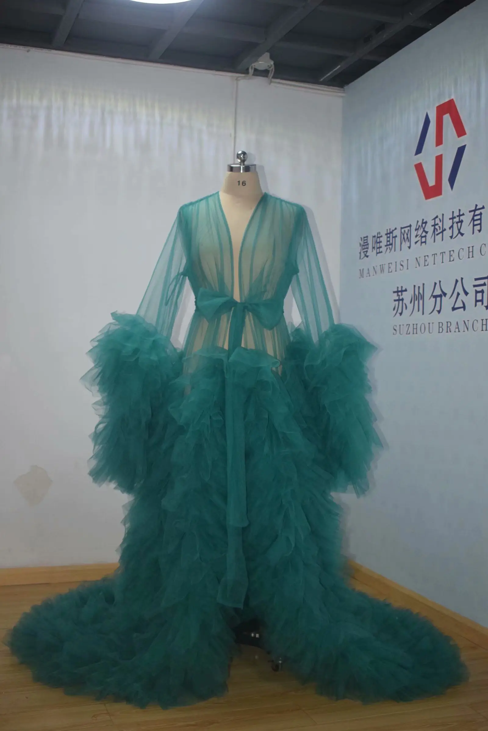 Sexy Bridal Gowns Silk Long Bathrobe Women Lingerie Nightgown Pajamas Sleepwear Women's Luxury Gowns Housecoat Nightwear