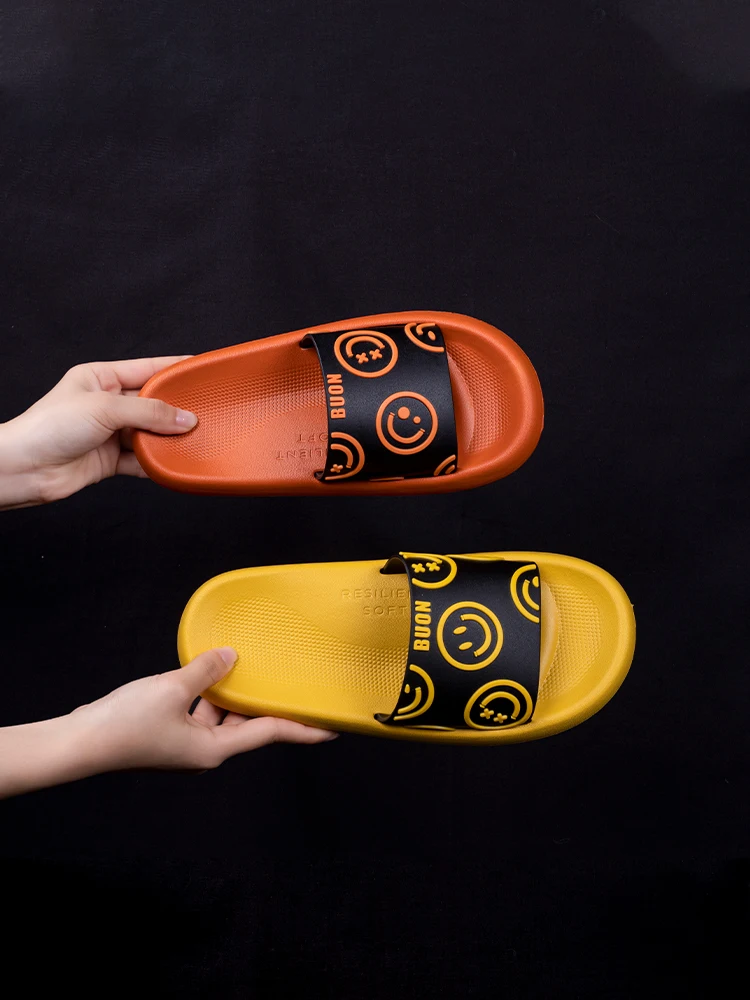 Summer Womens Slippers Smile Face Cartoon Design Soft PVC Material Beach Bath Indoor and Outdoor Flat Slides Shoes | Обувь
