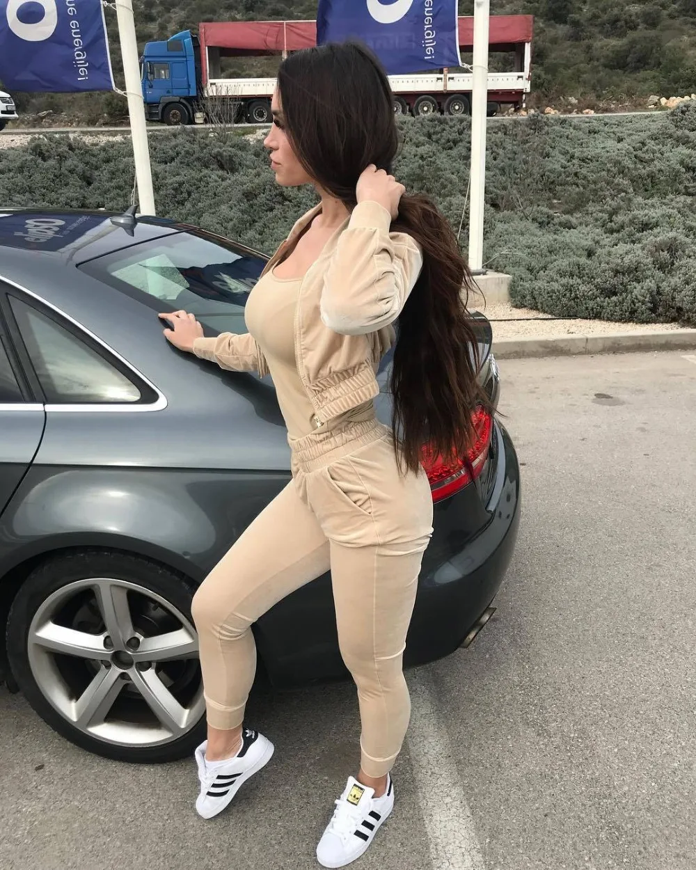 10161703760_1602708471