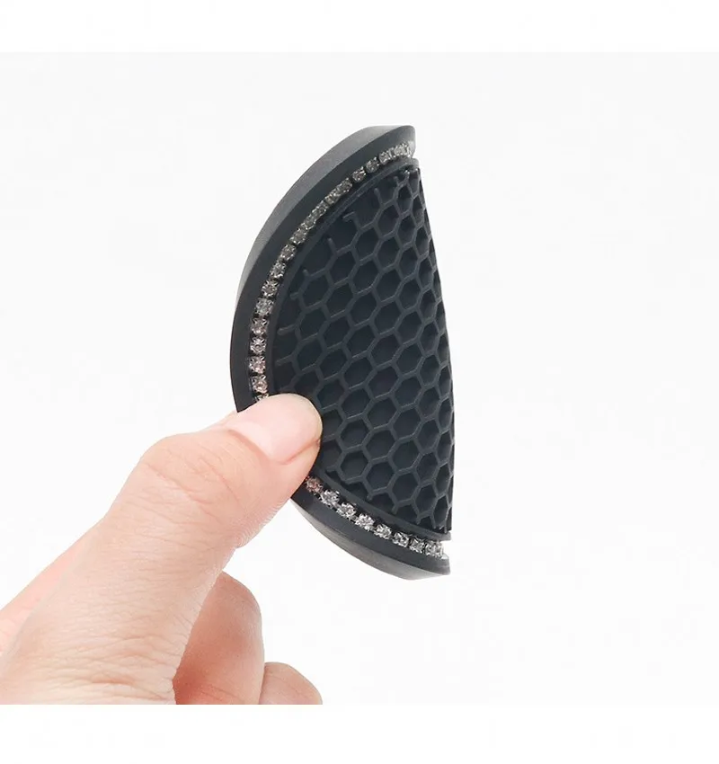 2pcs Non-slip Car Water Cup Pad Diamond Rhinestone Rubber Mat for Bottle Holder Coaster Auto Interior Anti-skid Cup Holders 7cm