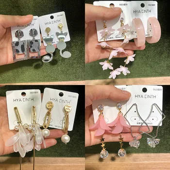 

30 Paris/lot fashion classical mix random style alloy women earring lot jewelry wholesale 200731-08