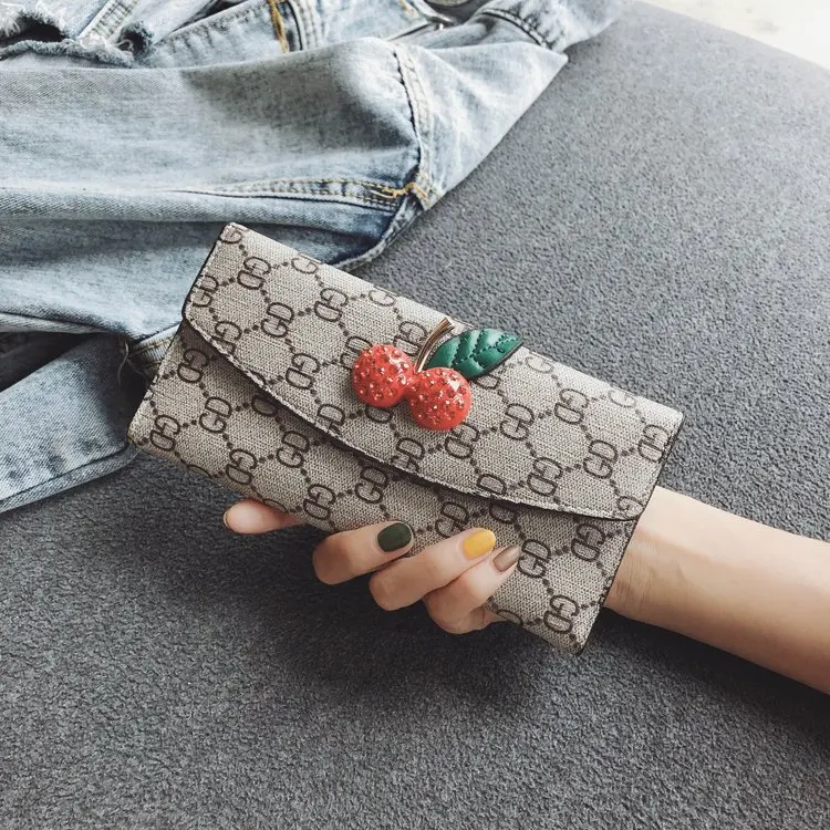 

Women's Cherry Long Wallet Fashion Piece Wallet