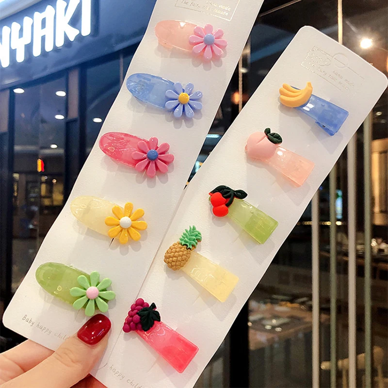 Cheap 5Pcs/Set Fruit Transparent Baby Hair Clips Sequin Hearts Hair Accessories Boutique Strawberry Colorful Children Barrettes