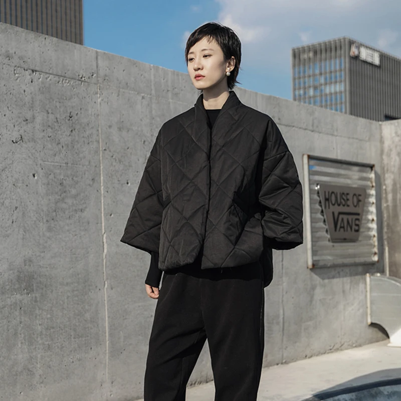 TWOTWINSTYLE Black Women's Cotton Coats Stand Collar Long Sleeve Oversized Parkas Female Fashion Winter New Clothing
