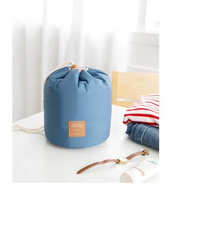 New Beautician Barrel Shaped Travel Cosmetic Bag Nylon High Capacity Drawstring Drum Wash Bags Makeup Organizer Storage