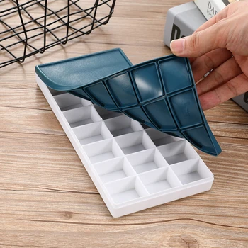 

24 Grid color Art Palette Double Tray Box Drawing Painting Watercolor oil paint Pigment Glue Mixing Case Plastic Color Palettes