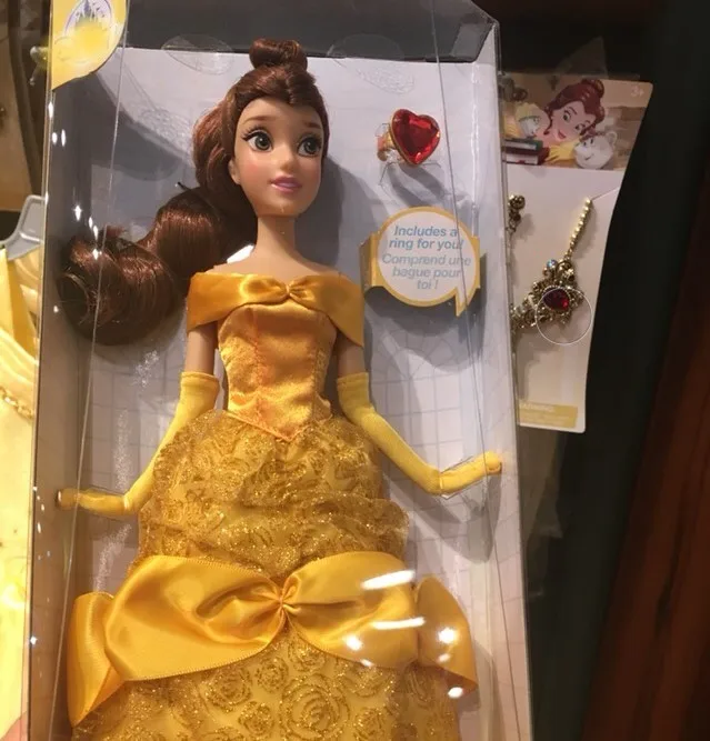 Disney Princess Classic Belle Doll includes Chip from The Beauty /& the Beast